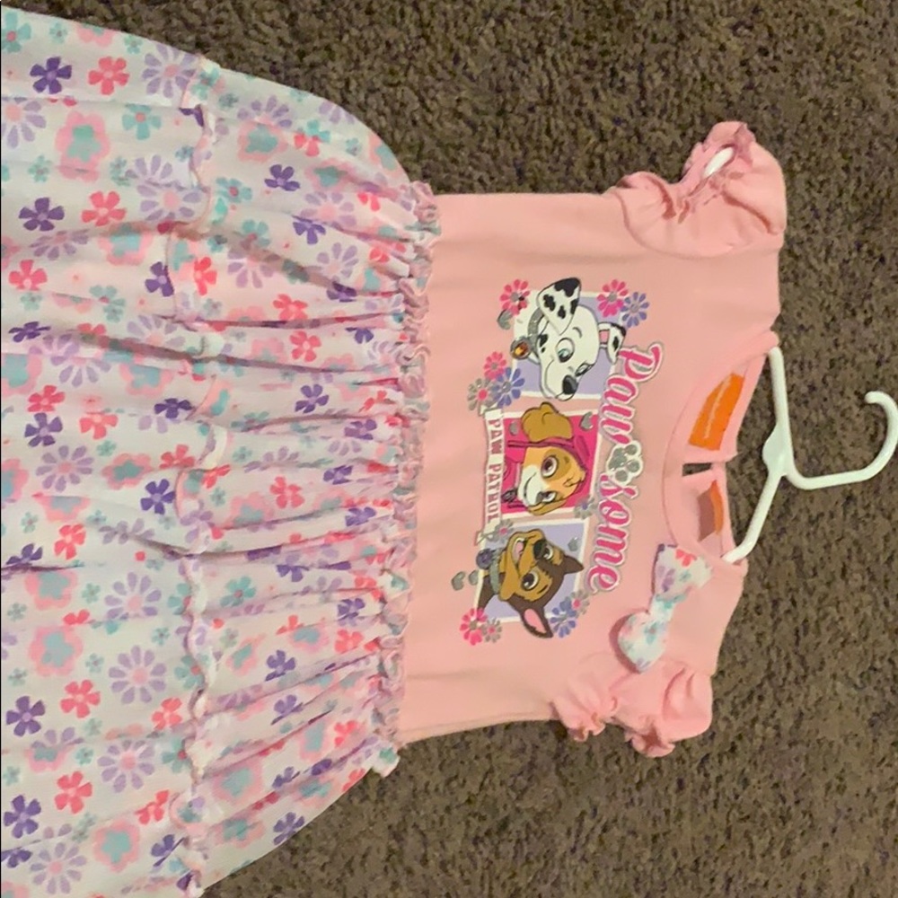 Dress - Picture 2 of 3